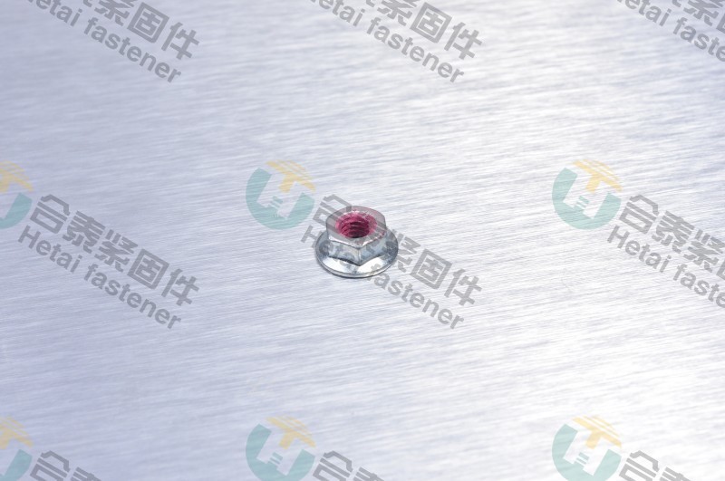 起发电机螺钉26